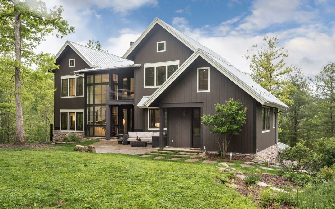 Wolfe Cove Residence