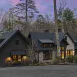 idology-modern-cottage-hideaway-custom-home-design-build-exterior-twilight-view-01