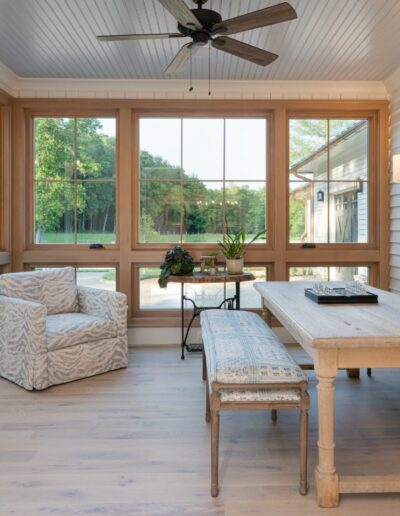 Inviting farmhouse living room - a perfect blend of rustic charm and modern elegance.