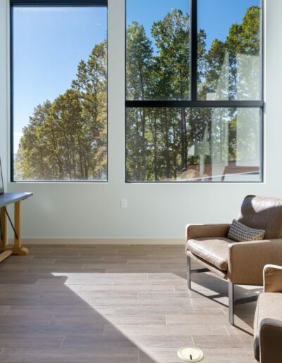 aurel Ledge Modern