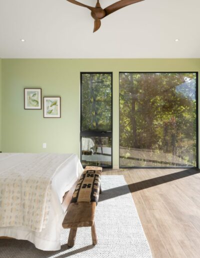 aurel Ledge Modern