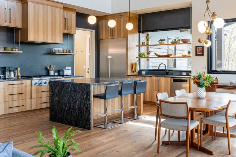 Kitchen inside Olivette Contempranillo