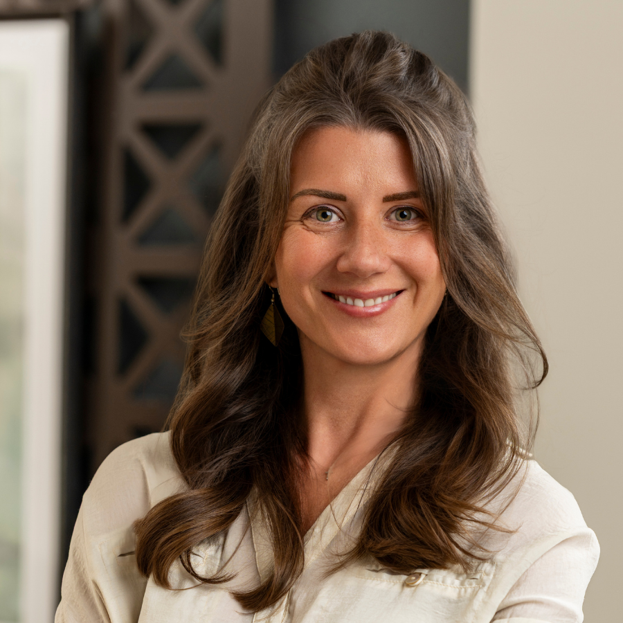 Laura Sullivan - Famous interior designers